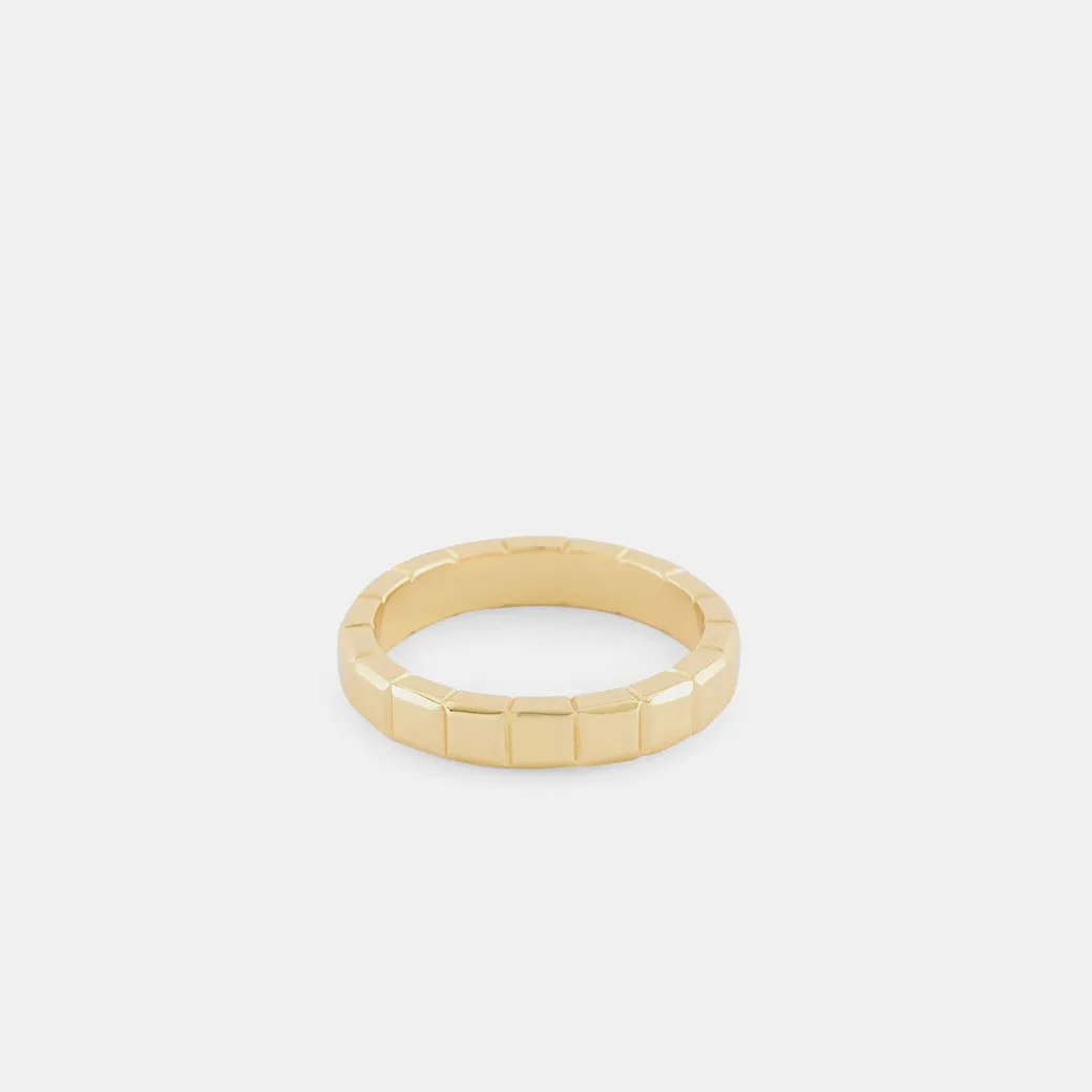 Gold Box Ring